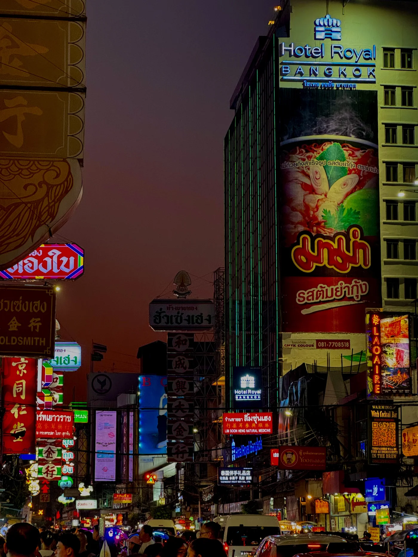 Neonlichter in Chinatown, Bangkok